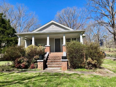 27 Davis Hill Street Hayesville NC 28904