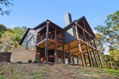 172 Wolf Creek Circle Mineral Bluff GA 30559