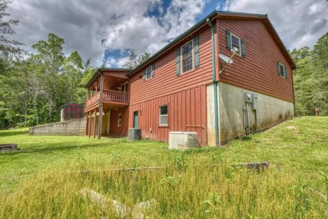 131 Pine Lane Mineral Bluff GA 30559