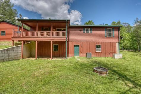 131 Pine Lane Mineral Bluff GA 30559