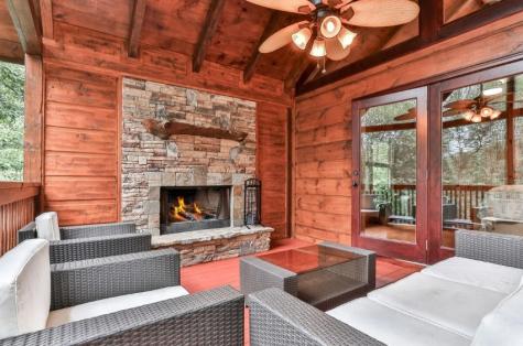 92 Fish Trap Road Mineral Bluff GA 30559