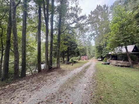 3744 Tails Creek Road Ellijay GA 30540