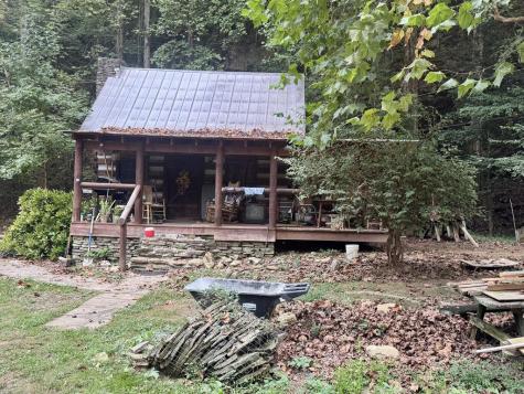 3744 Tails Creek Road Ellijay GA 30540