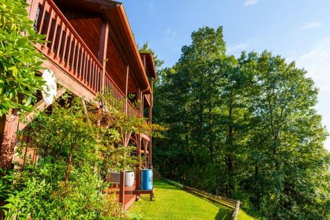 1300 Timberwood Drive Marble NC 28905