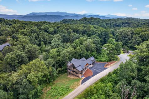 44 Staurolite Mountain Road Blue Ridge GA 30513