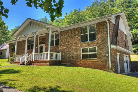 508 Whispering Pines Road Blue Ridge GA 30513