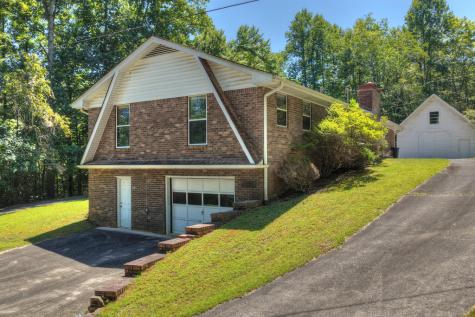 508 Whispering Pines Road Blue Ridge GA 30513