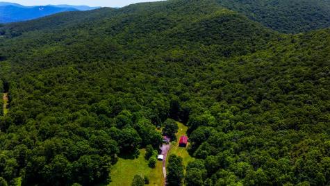 239 Glenn Elliott Road Suches GA 30572