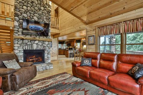 175 Cochise Road Blue Ridge GA 30513