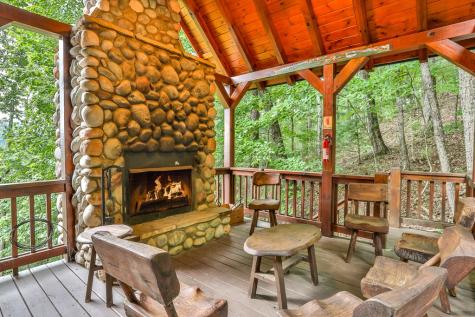 175 Cochise Road Blue Ridge GA 30513