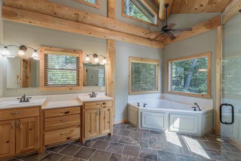 733 Granite Drive Hayesville NC 28904