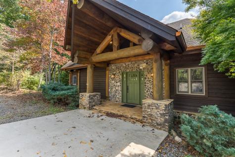 733 Granite Drive Hayesville NC 28904