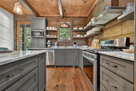 199 Hiawatha Trail N Blue Ridge GA 30513