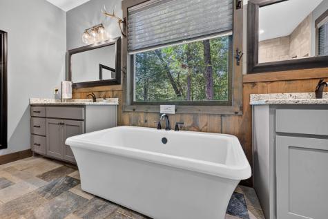 199 Hiawatha Trail N Blue Ridge GA 30513