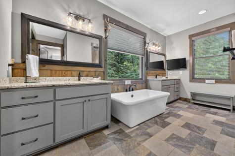 199 Hiawatha Trail N Blue Ridge GA 30513