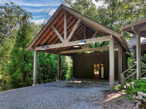 199 Hiawatha Trail N Blue Ridge GA 30513