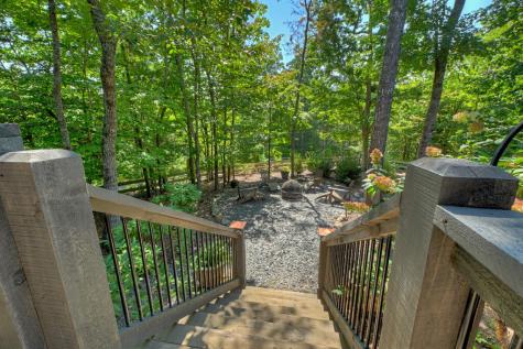 199 Hiawatha Trail N Blue Ridge GA 30513