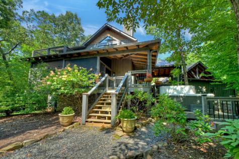 199 Hiawatha Trail N Blue Ridge GA 30513