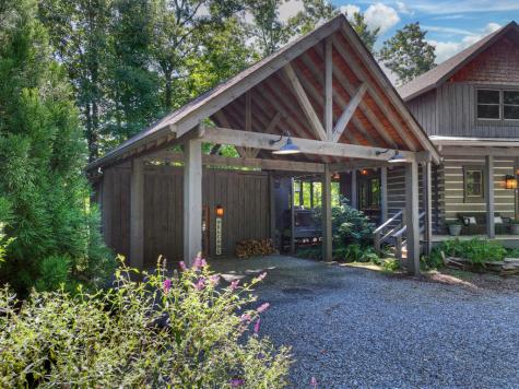 199 Hiawatha Trail N Blue Ridge GA 30513