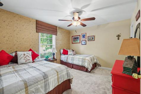 103 Birdie Lane Apt. 3-b Blairsville GA 30512