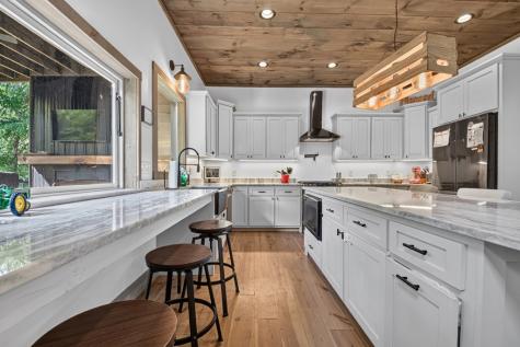 60 Hiles Hatch Road Blue Ridge GA 30513