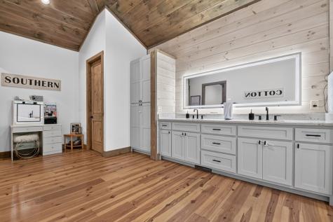 60 Hiles Hatch Road Blue Ridge GA 30513