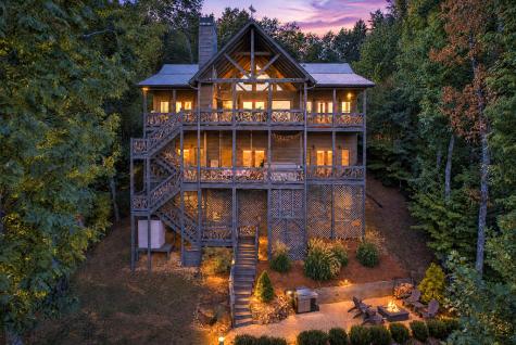 559 Overlook Trail Blue Ridge GA 30513