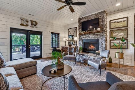 559 Overlook Trail Blue Ridge GA 30513