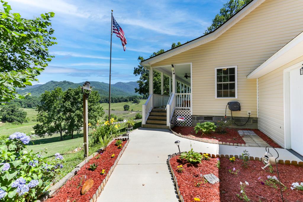 770 Geisky Creek Road Hayesville NC 28904