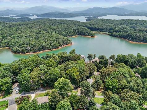 951 Mcclure Drive Hayesville NC 28904