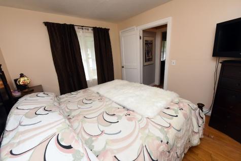 742 Hillcrest Drive Mccaysville GA 30555