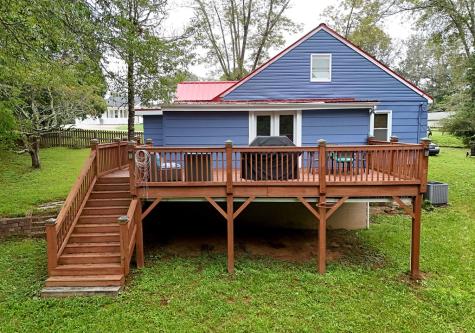 742 Hillcrest Drive Mccaysville GA 30555