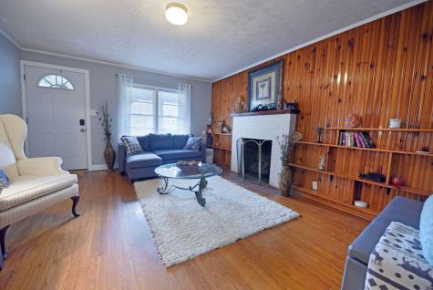 742 Hillcrest Drive Mccaysville GA 30555