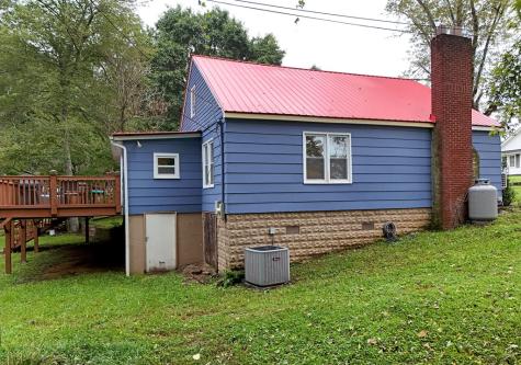 742 Hillcrest Drive Mccaysville GA 30555
