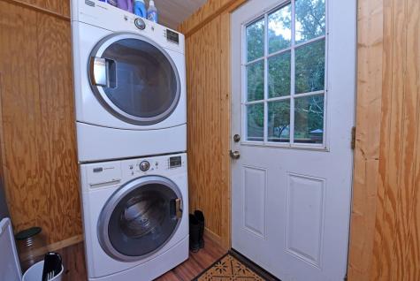 742 Hillcrest Drive Mccaysville GA 30555