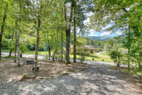 694 Ruby Lake Drive Hiawassee GA 30546