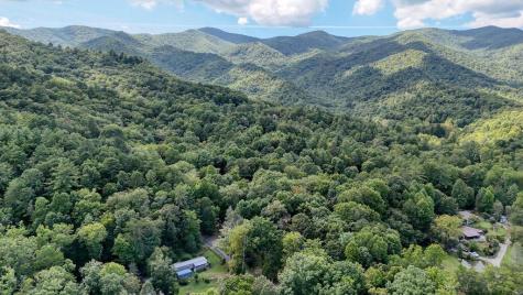 694 Ruby Lake Drive Hiawassee GA 30546