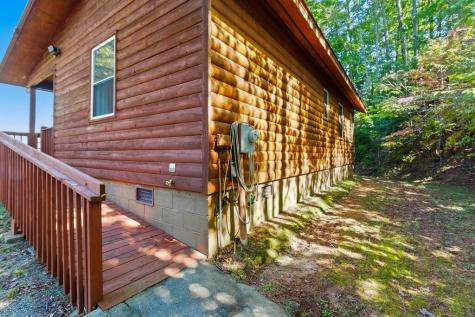 643 Zekes Trail Marble NC 28905