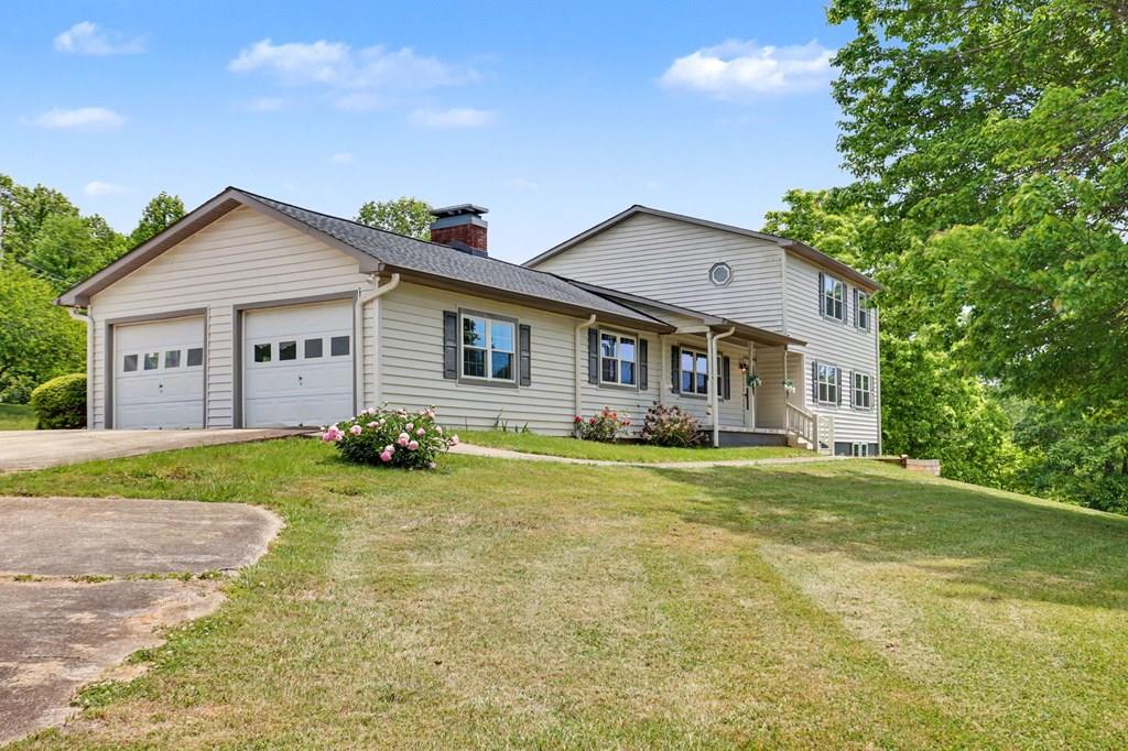 255 Burnt School House Hayesville NC 28904