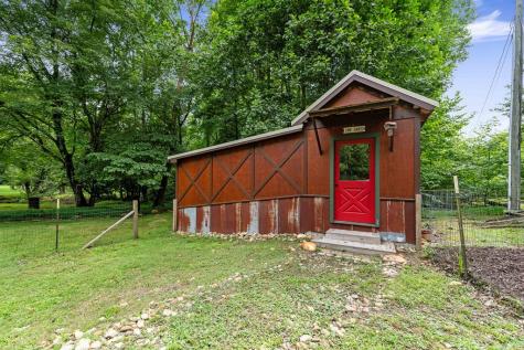 151 Olivers Pond Road Cherry Log GA 30522