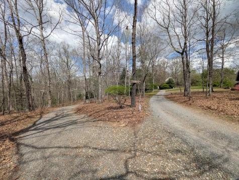 223 Mountain Breezes Drive Hayesville NC 28904