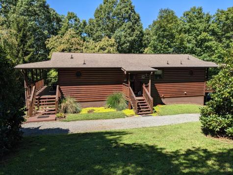 223 Mountain Breezes Drive Hayesville NC 28904