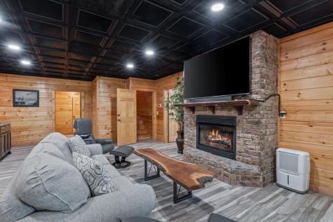 199 Fox Run Drive Blue Ridge GA 30513