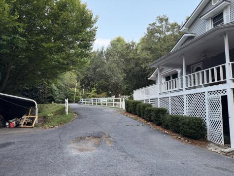 6881 Woodlake Circle Young Harris GA 30582