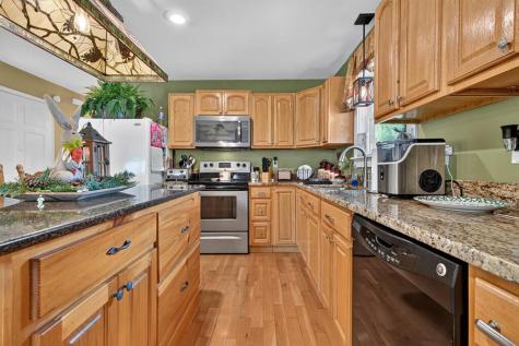 285 E Tennessee Avenue Mccaysville GA 30555
