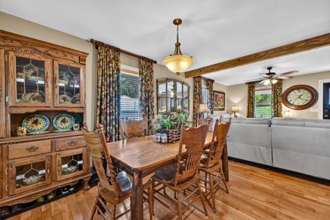 285 E Tennessee Avenue Mccaysville GA 30555