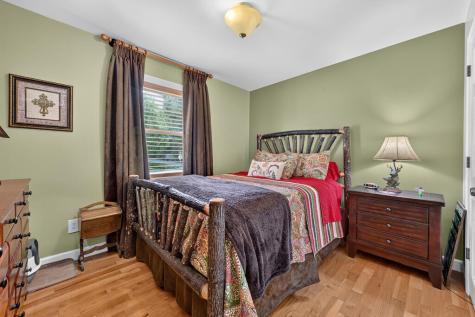 285 E Tennessee Avenue Mccaysville GA 30555