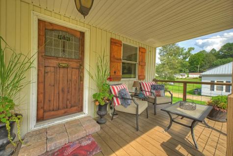 285 E Tennessee Avenue Mccaysville GA 30555