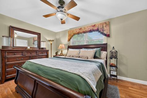 285 E Tennessee Avenue Mccaysville GA 30555