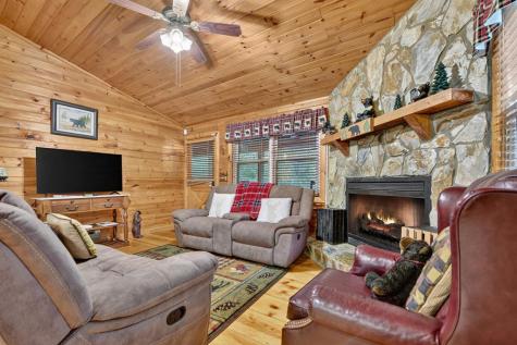 79 Maxwell Lane Blue Ridge GA 30513